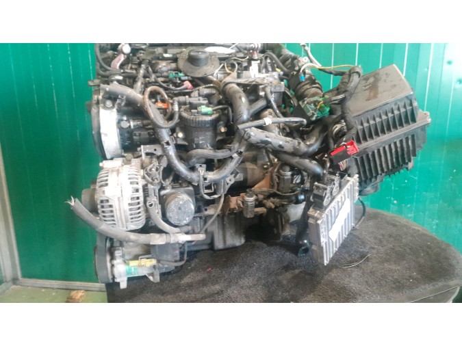 MOTOR CON ACCESORIOS Y CAJA DE CAMBIOS PEUGEOT 307 2002