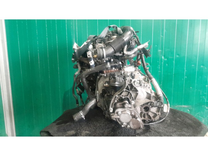 MOTOR CON ACCESORIOS Y CAJA DE CAMBIOS  2015