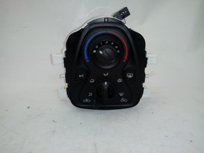 MANDO CALEFACCIÓN TOYOTA AYGO 2016