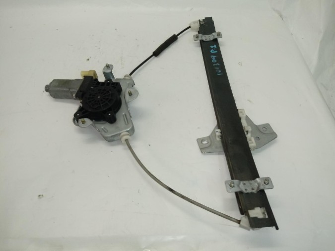 ELEVALUNAS DELANTERO DERECHO KIA PICANTO 2007
