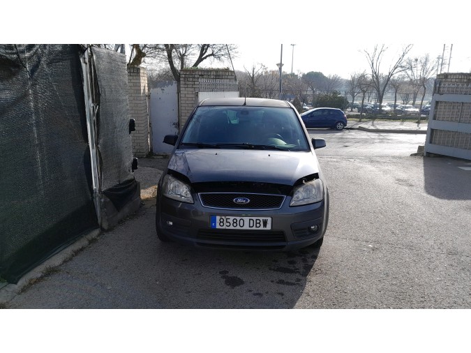 PANEL DELANTERO FORD FOCUS 2004