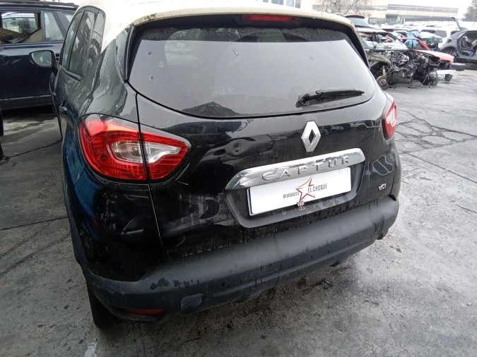 REJILLA DELANTERA RENAULT CAPTUR 2015