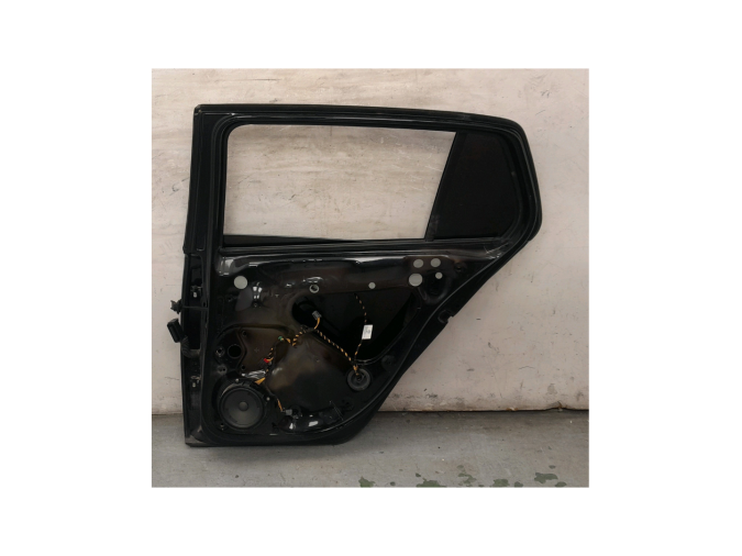 PUERTA TRASERA DERECHA VOLKSWAGEN GOLF 2013