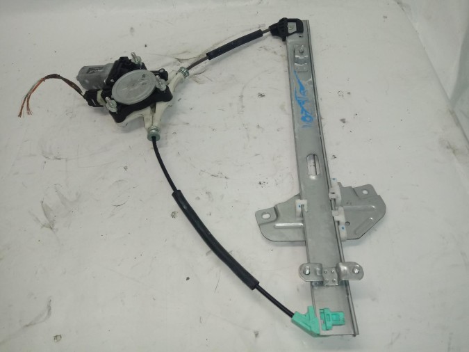 ELEVALUNAS DELANTERO DERECHO KIA RIO 2015