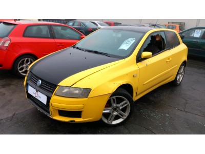 FARO DELANTERO DERECHO FIAT STILO 2002