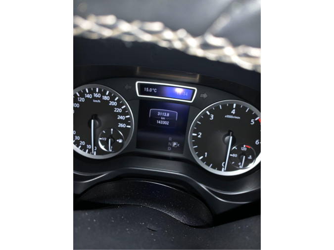 Coche despiece completo INFINITI QX30 00139158