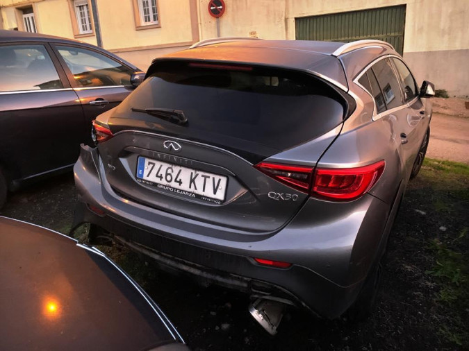 Coche despiece completo INFINITI QX30 00139158