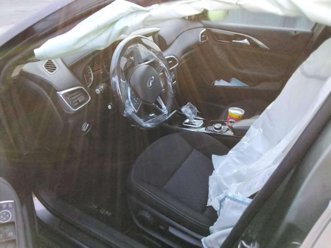 Coche despiece completo INFINITI QX30 00139158