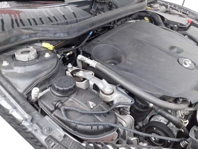 Coche despiece completo INFINITI QX30 00139158