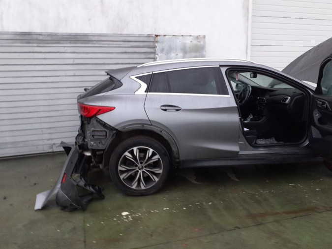 Coche despiece completo INFINITI QX30 00139158