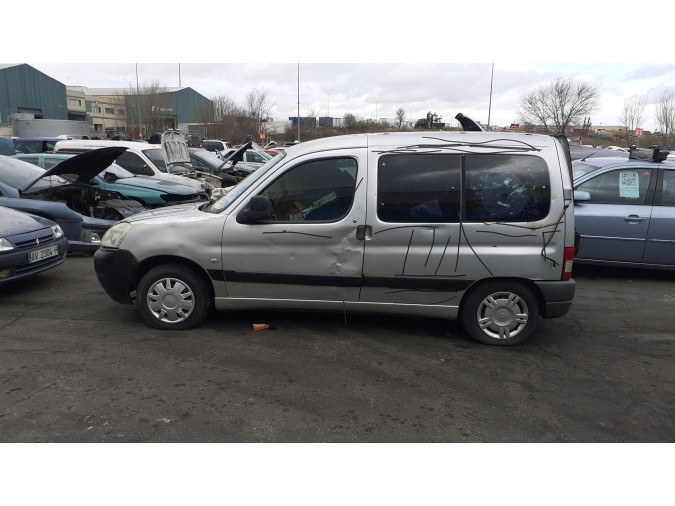 ELEVALUNAS DELANTERO DERECHO PEUGEOT PARTNER 2005