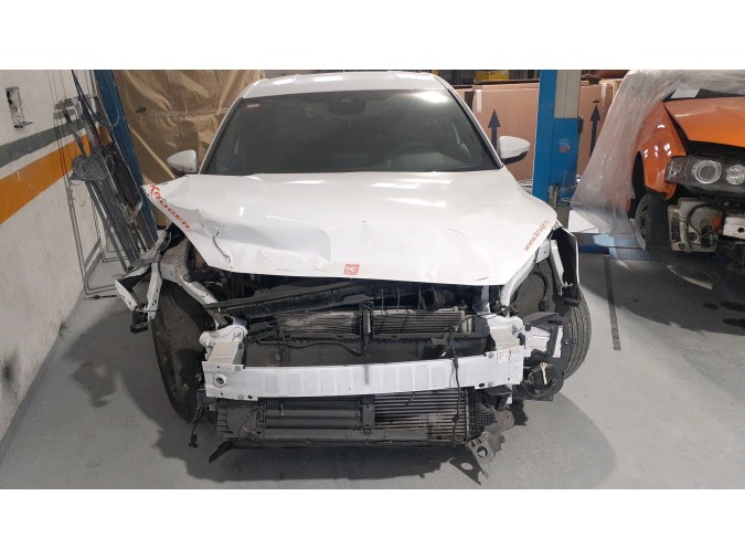 RESPALDO TR.I. FORD FOCUS 2021