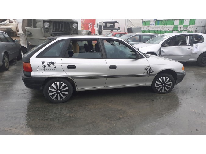 MECANICA TRASERA	 OPEL ASTRA 1994