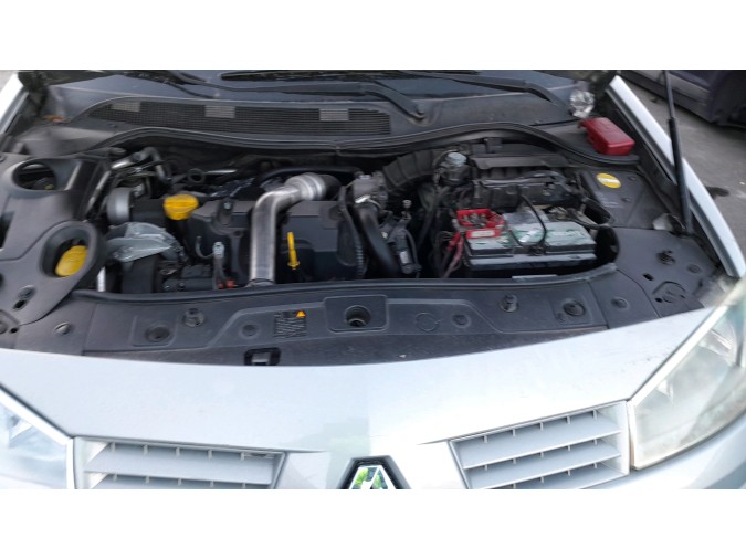 CAJA RELES / FUSIBLES RENAULT MÉGANE 2006
