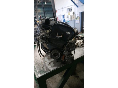 MOTOR CON ACCESORIOS Y CAJA DE CAMBIOS DAEWOO LACETTI SALOON 2004