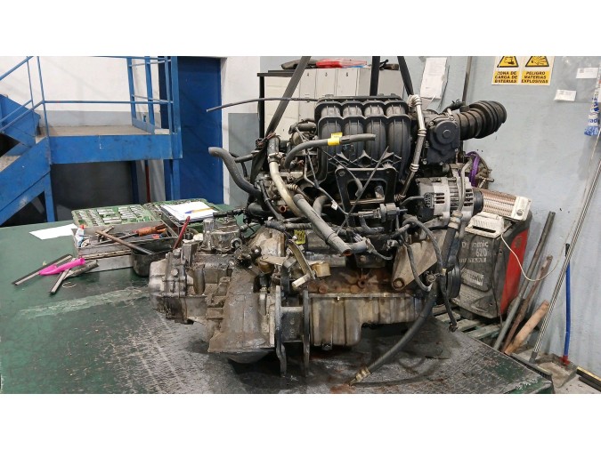 MOTOR CON ACCESORIOS Y CAJA DE CAMBIOS DAEWOO LACETTI SALOON 2004