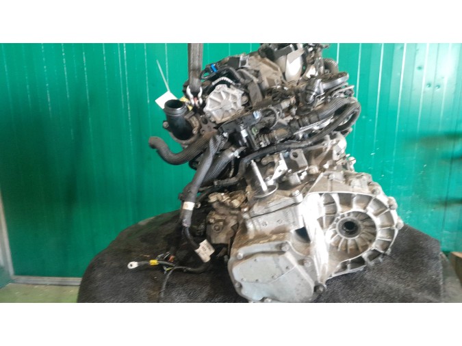 MOTOR CON ACCESORIOS Y CAJA DE CAMBIOS PEUGEOT 308