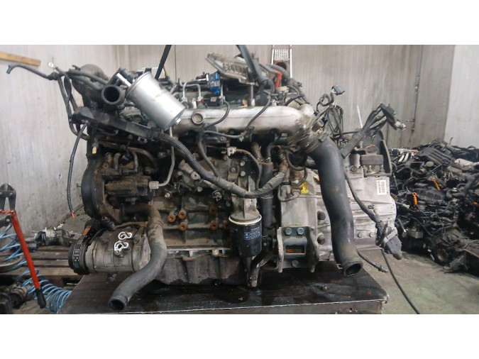 MOTOR CON ACCESORIOS SIN CAJA DE CAMBIOS KIA CARNIVAL 2011