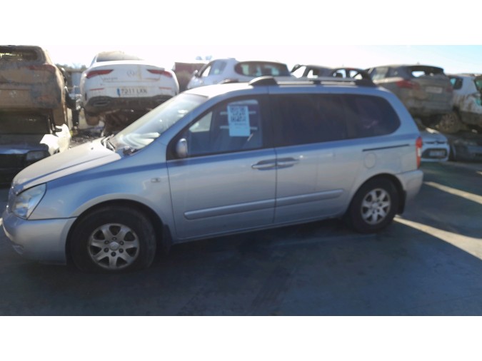 MECANICA TRASERA KIA CARNIVAL 2011