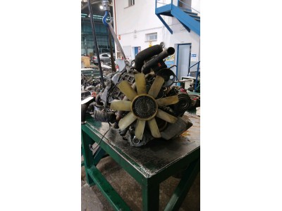 MOTOR CON ACCESORIOS Y CAJA DE CAMBIOS SSANGYONG RODIUS I 2005