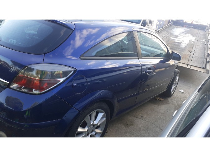 MECANICA TRASERA OPEL ASTRA GTC 2006