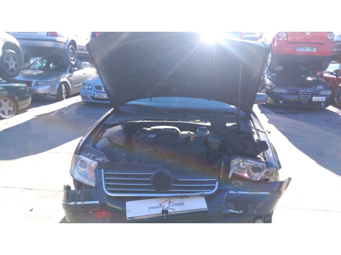 FARO ANTINIEBLA DELANTERO IZQUIERDO VOLKSWAGEN PASSAT 2002