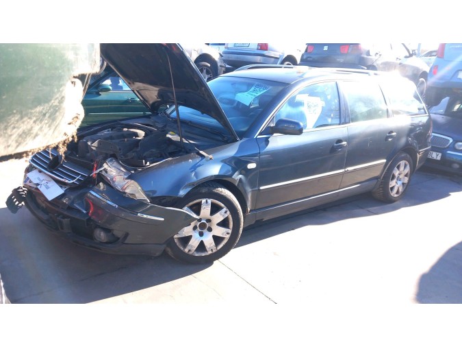 PARAGOLPES TRASERO VOLKSWAGEN PASSAT 2002