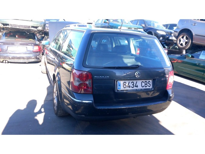 REJILLA PARAGOLPES DELANTERO VOLKSWAGEN PASSAT 2002