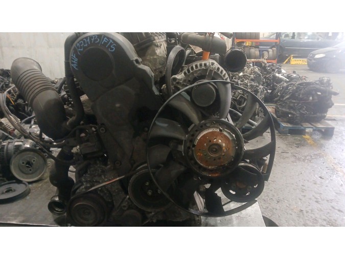 MOTOR CON ACCESORIOS Y CAJA DE CAMBIOS VOLKSWAGEN PASSAT 2002