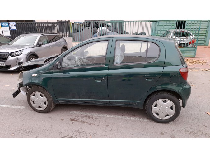 AMORTIGUADOR DELANTERO IZQUIERDO TOYOTA YARIS 2001