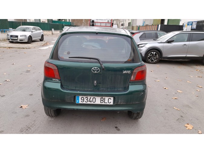 CERRADURA CAPO TOYOTA YARIS 2001