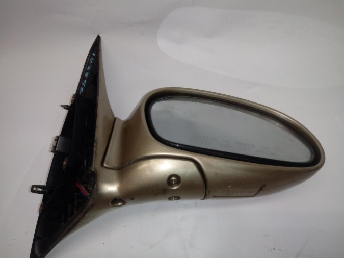 Retrovisor Derecho KIA RIO DORADO 2001