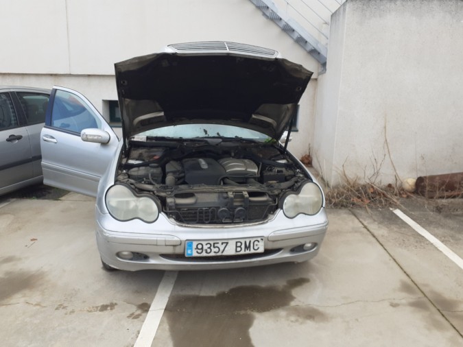 BRAZO SUSPENSION INFERIOR TRASERO DERECHO MERCEDES C 220 CDI 2001