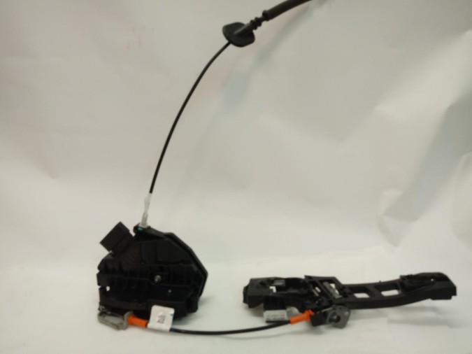 CERRADURA PUERTA TRASERA IZQUIERDA FORD ECOSPORT 2016