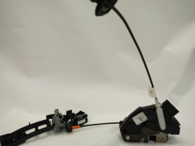 CERRADURA PUERTA TRASERA IZQUIERDA FORD ECOSPORT 2016