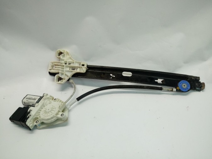 ELEVALUNAS TRASERO IZQUIERDO SEAT TOLEDO 2006