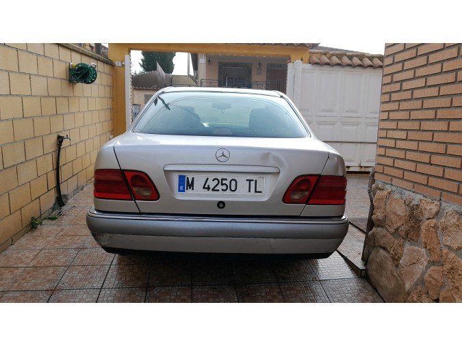 BRAZO SUSPENSION TRASERO IZQUIERDO MERCEDES E 300 D 1996