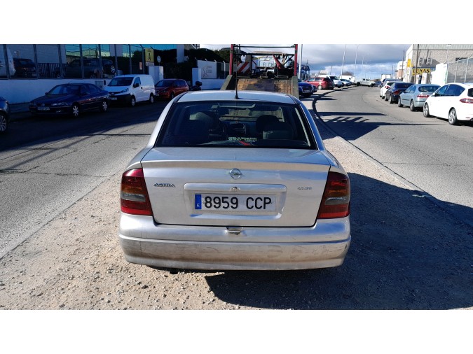 PANEL FRONTAL OPEL ASTRA 2002