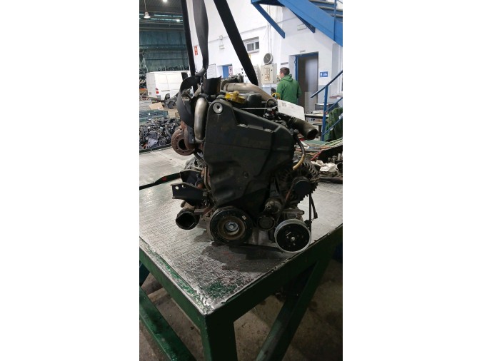 MOTOR CON ACCESORIOS Y CAJA DE CAMBIOS RENAULT SCENIC 1.5 2007