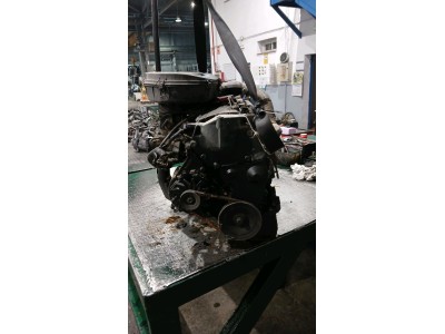 MOTOR CON ACCESORIOS Y CAJA DE CAMBIOS RENAULT CLIO 1993