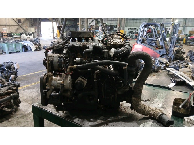 MOTOR CON ACCESORIOS SIN CAJA DE CAMBIOS RENAULT R19 1991