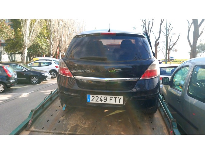 FARO ANTINIEBLA IZQUIERDO OPEL ASTRA 2007