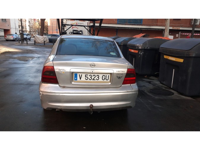 FARO ANTINIEBLA IZQUIERDO OPEL VECTRA 1999