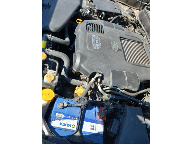 Coche despiece completo SUBARU LEGACY 00150596