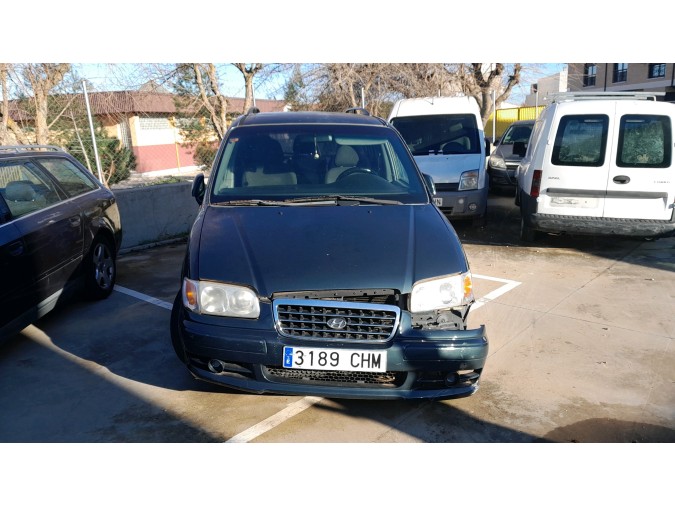 ALETA DELANTERA DERECHA HYUNDAI TRAJET 2003