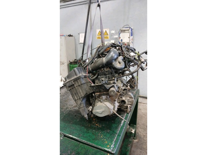 MOTOR CON ACCESORIOS Y CAJA DE CAMBIOS CITROEN XSARA PICASSO 2005