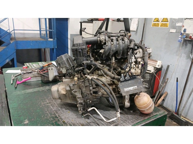 MOTOR CON ACCESORIOS Y CAJA DE CAMBIOS PEUGEOT 206 2006