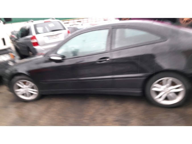 CERRADURA CAPO MERCEDES C 220 CDI 2004
