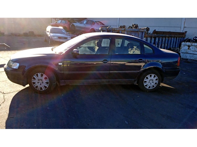 PORTON TRASERO VOLKSWAGEN PASSAT 2000