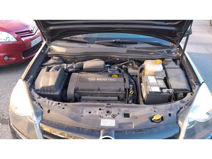 ALETA DELANTERA IZQUIERDA OPEL ASTRA GTC 2005